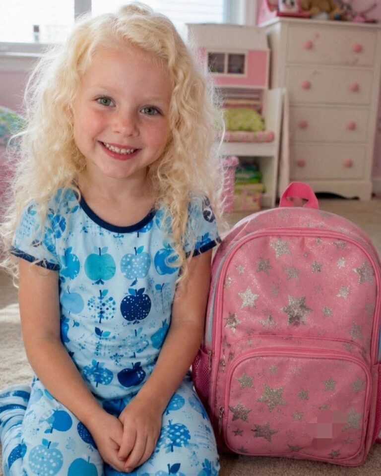 Ma fille a disparu de la crèche avec son sac à dos – 15 ans plus tard, elle est revenue avec une lettre qui a tout changé
